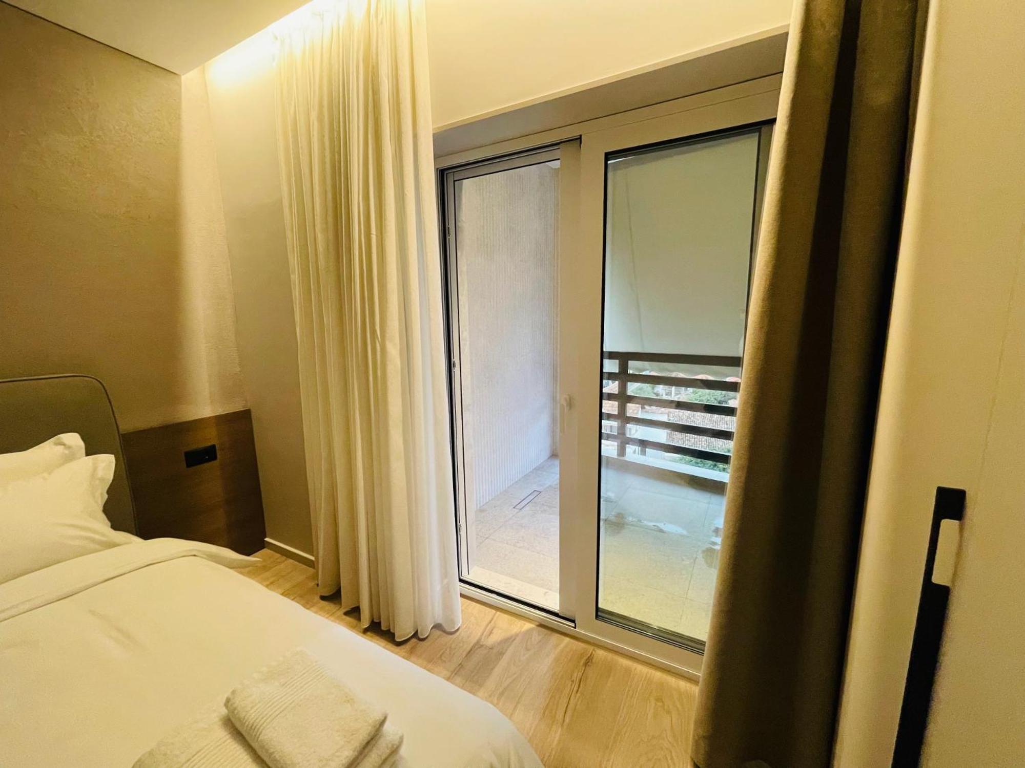 Two Steps Apartments Tirana Extérieur photo